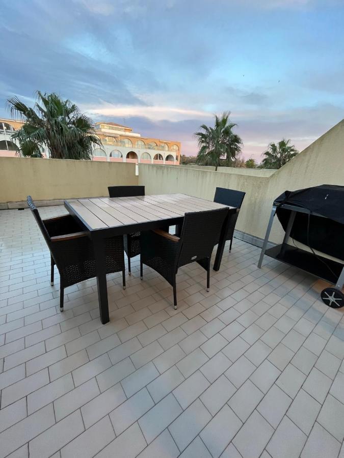 Grand T2 Proche De La Mer Sète Esterno foto
