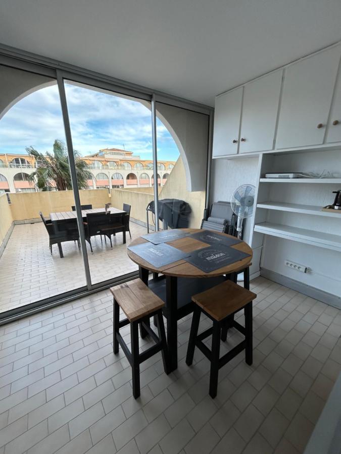 Grand T2 Proche De La Mer Sète Esterno foto